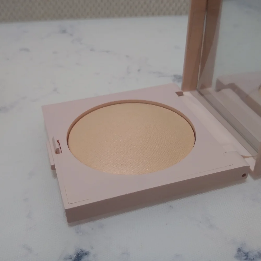 Laura Mercier Real Flawless Luminous Perfecting Pressed Powder Translucent
